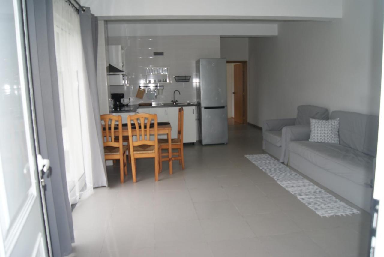 Apartamentos Praia Do Almoxarife Horta  Exterior photo